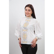 Embroidered blouse "Princess Anna" 